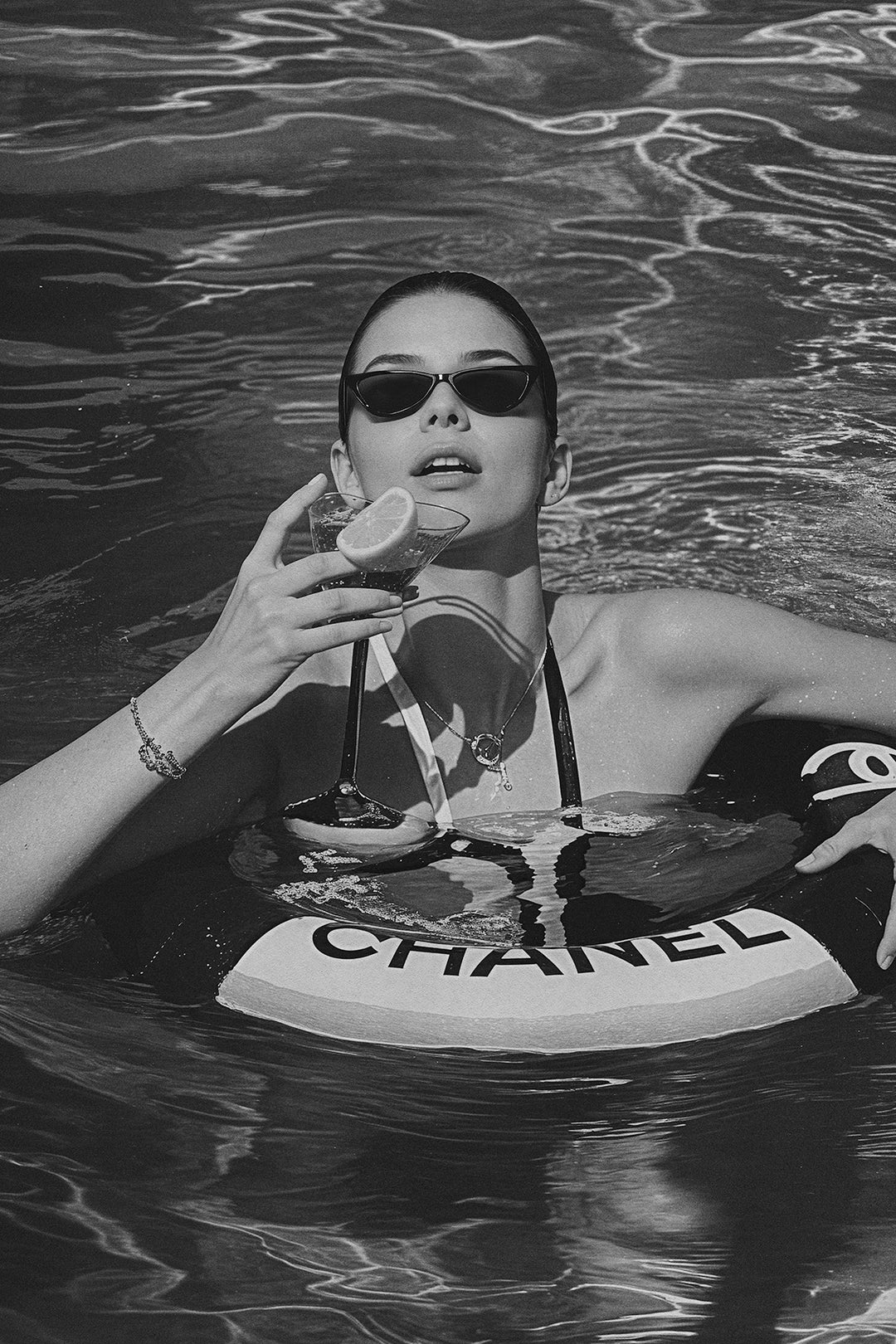 Chanel Pool Party Cocktail Sip Black and White,frame