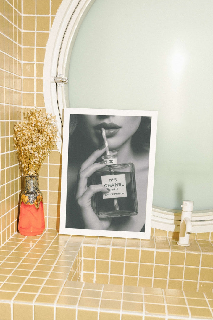 Chanel No.5 Drinking Perfume Vintage Photograph wall - art - picture - poster