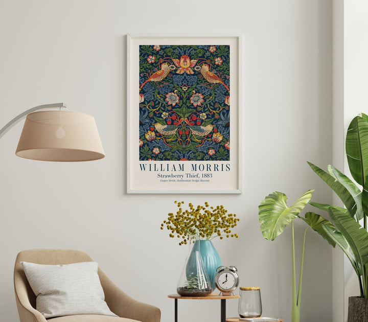 Strawberry Thief by William Morris 1883,diningroom,timber border